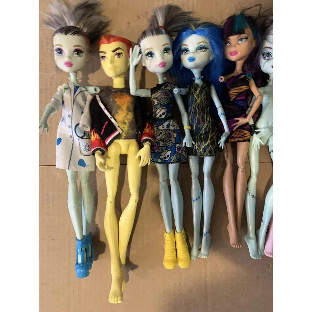 10 Monster High Dolls Collection: Draculaura, Frankie Stein, Clawdeen, Heath